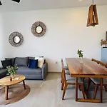 3 Bedroom Jungle Apartment - Private Pool - La Veleta