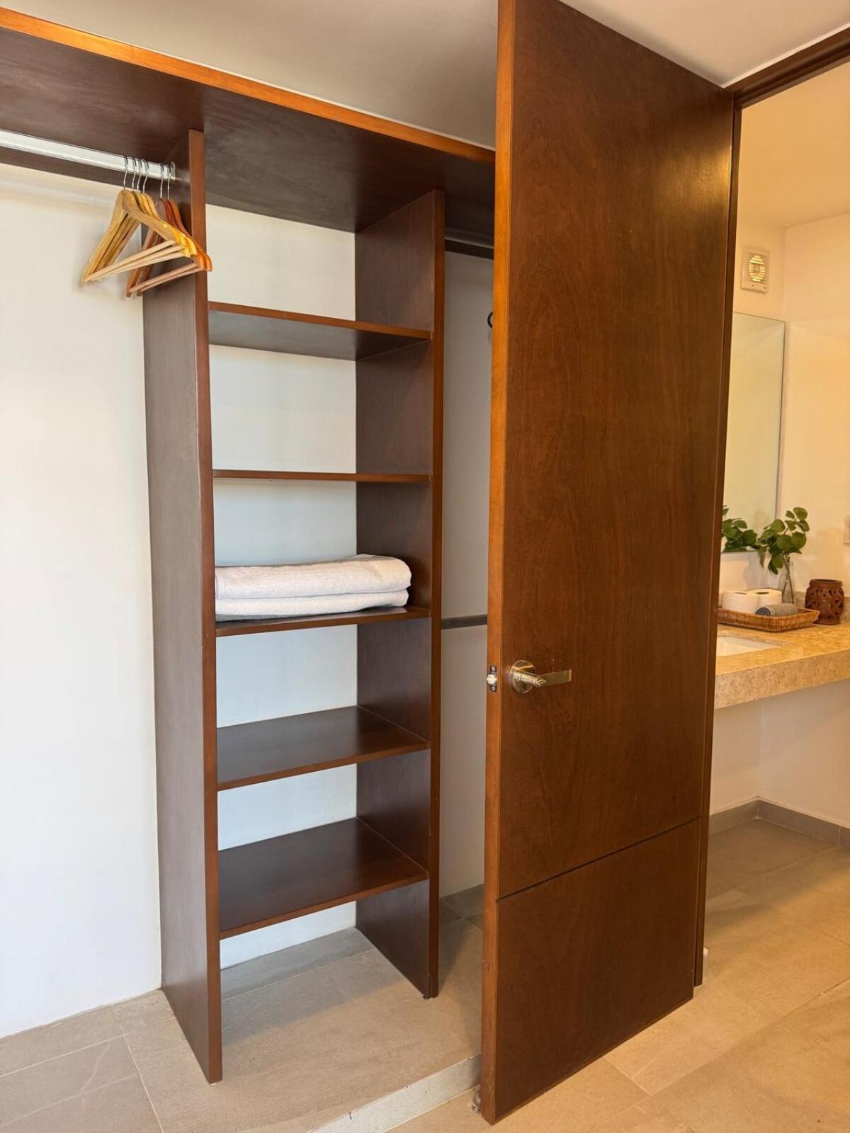 3 Bedroom Jungle - Private Pool - La Veleta Apartment
