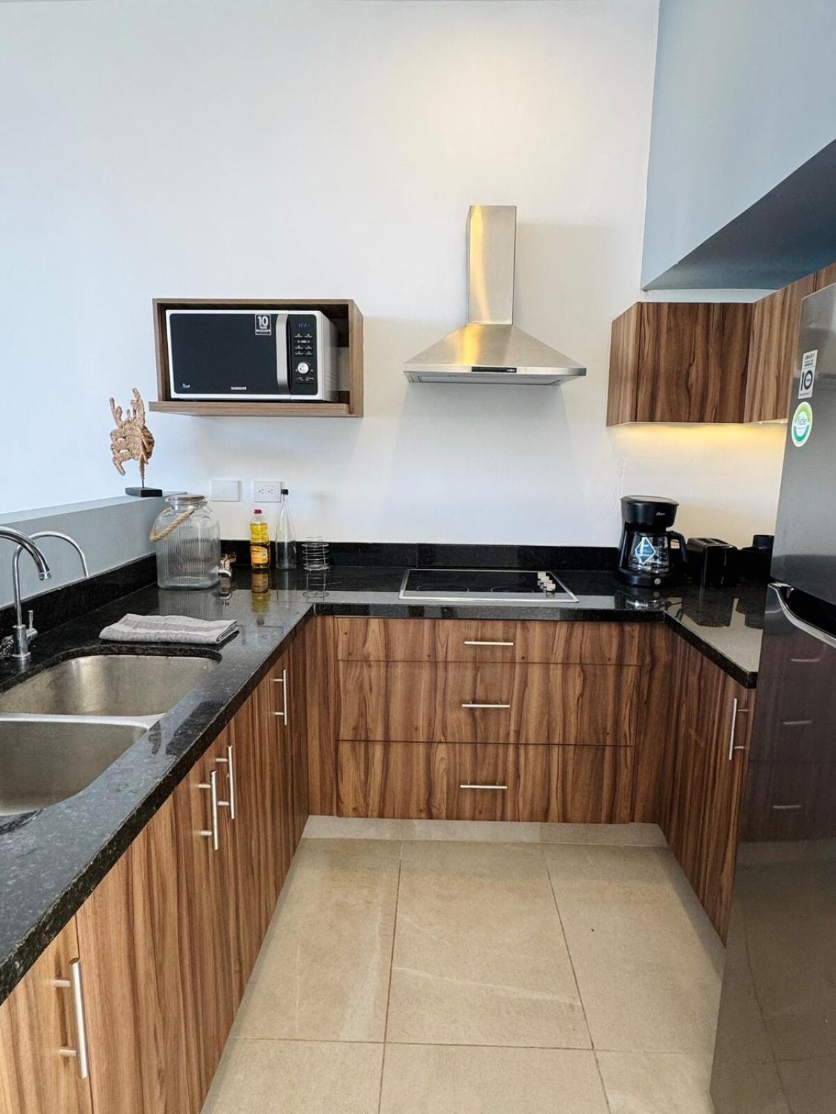 Apartment 3 Bedroom Jungle - Private Pool - La Veleta *